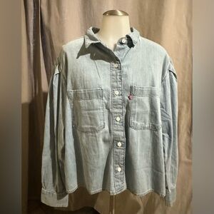 Levi’s vintage boxy, demin Jean shirt, blouse, button up size large